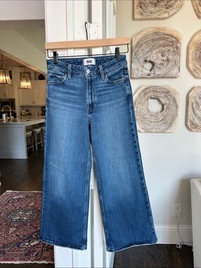 PAIGE Anessa Cropped Wide-Leg Jeans in Medium Blue Wash